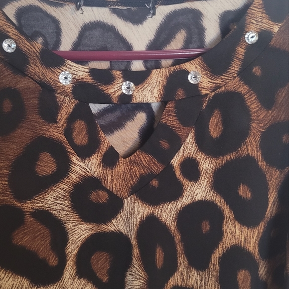 Women's small Adele and May leopard print top - Picture 4 of 4